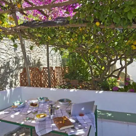 Sleeps 3 * Praiano